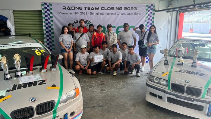 Tim Balap SAV Acer Motorsport Sabet Juara Umum ETCC