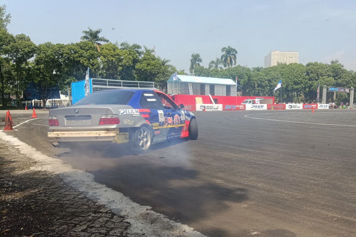 Perbedaan Karakter Ban buat Drifting dan Balap Touring